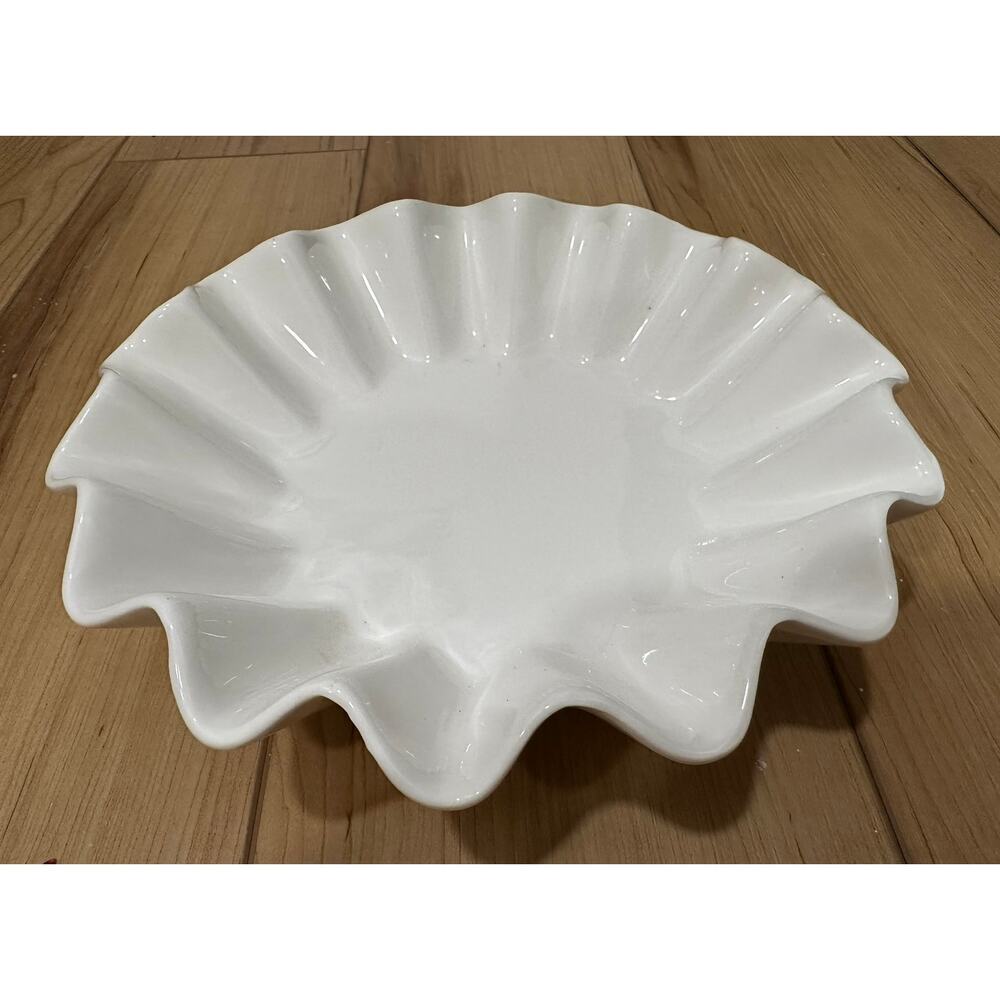White Porcelain Serving Dishes Ruffle Rim Storehouse 7 "
